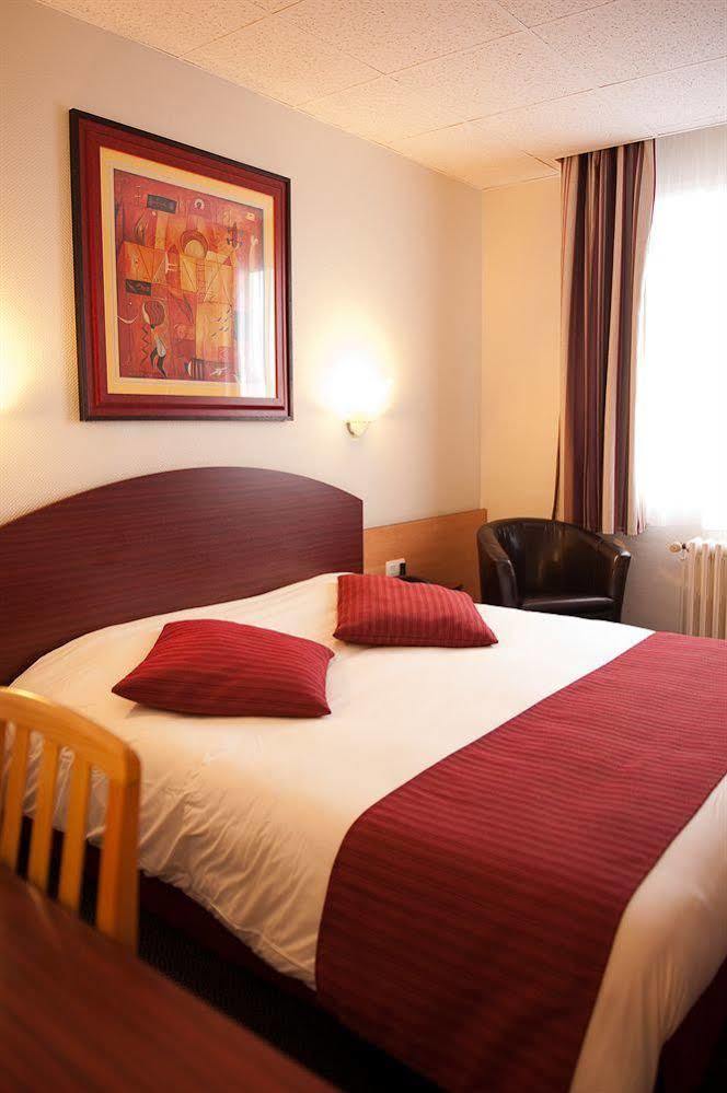 Hotel Escale Oceania Lorient Exterior photo